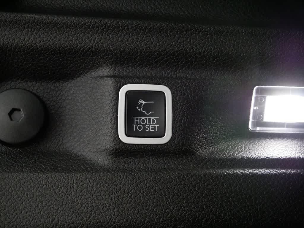 used 2024 Jeep Grand Cherokee L car, priced at $37,394