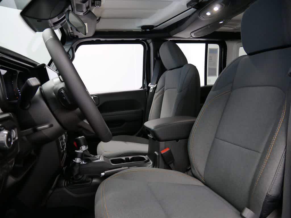new 2026 Jeep Wrangler car, priced at $48,344