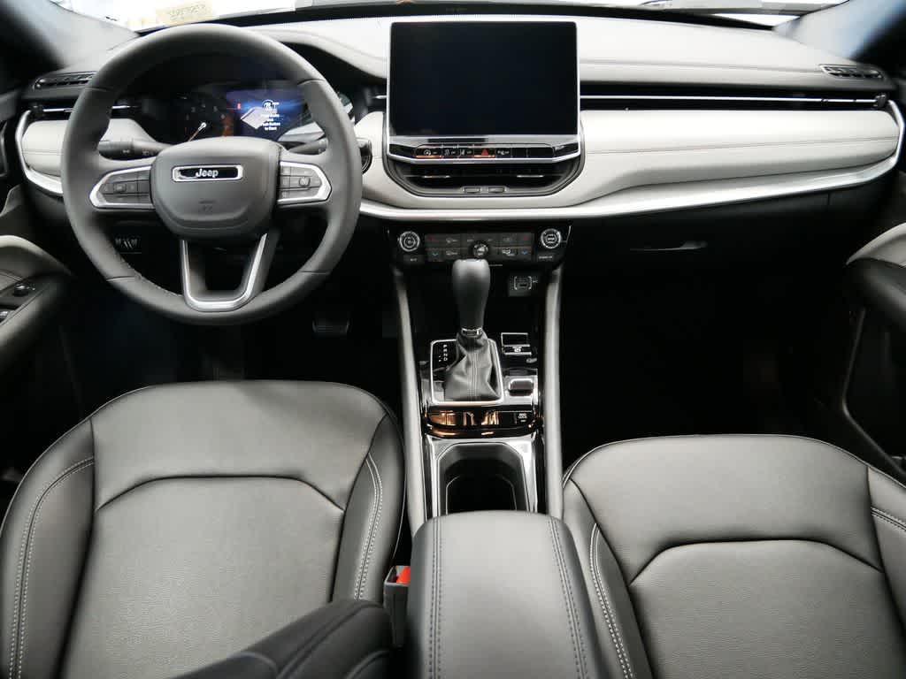new 2025 Jeep Compass car, priced at $32,361