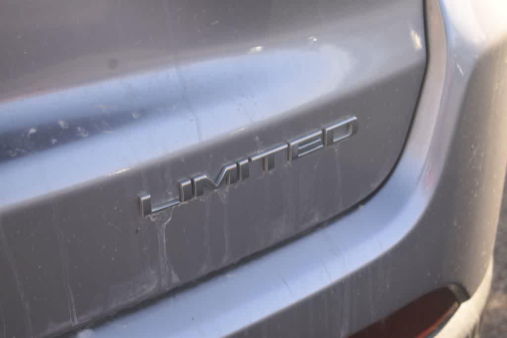 used 2018 Jeep Compass car, priced at $15,240