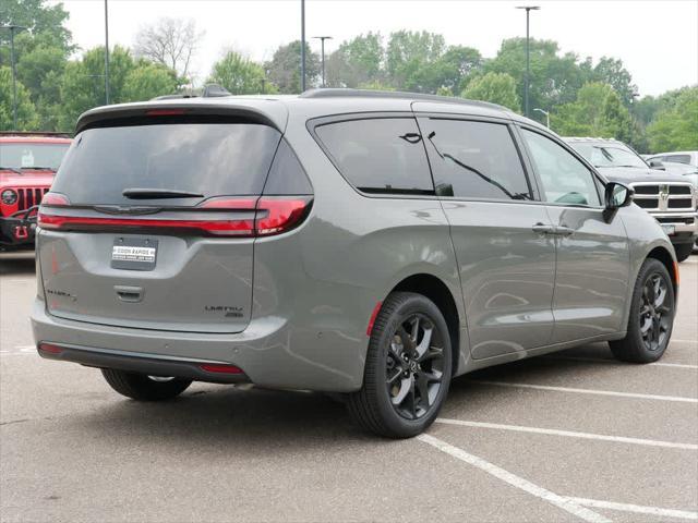 new 2025 Chrysler Pacifica car, priced at $57,878