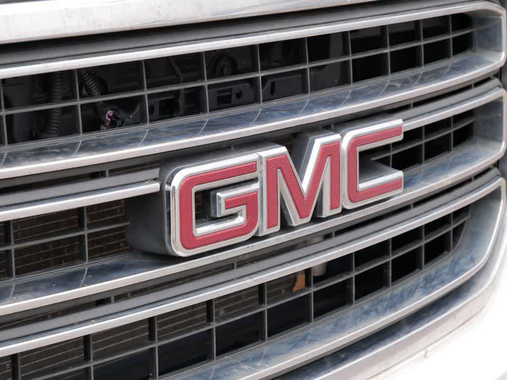 used 2015 GMC Yukon car, priced at $13,919