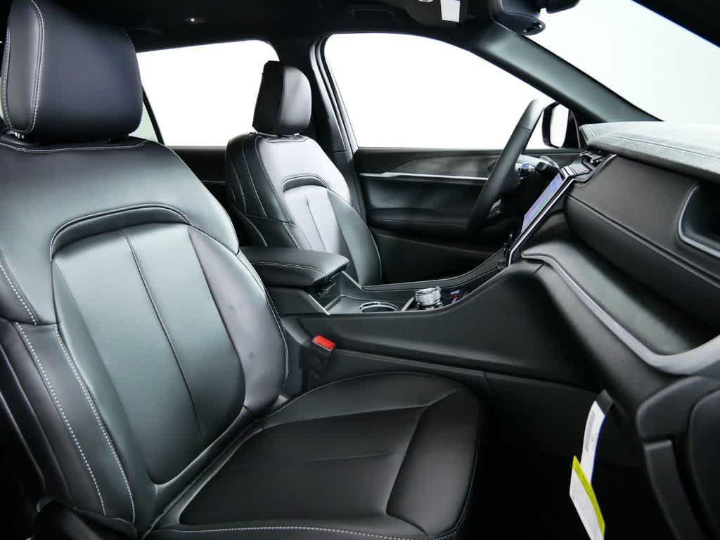 new 2025 Jeep Grand Cherokee L car, priced at $46,820