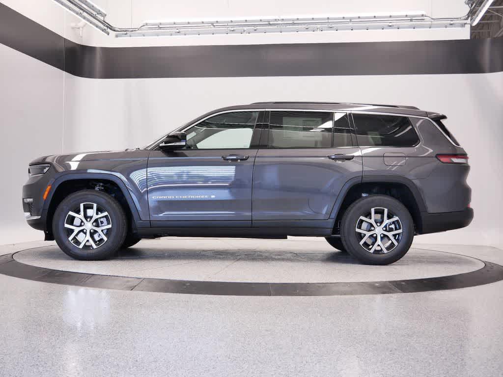 new 2025 Jeep Grand Cherokee L car, priced at $46,820