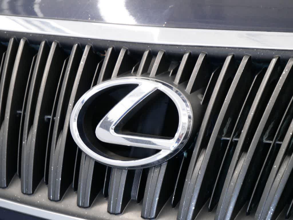 used 2005 Lexus RX 330 car, priced at $6,999