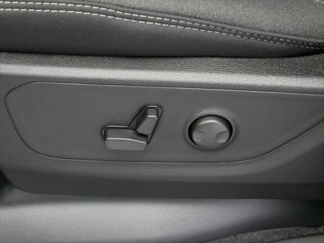 new 2025 Ram 1500 car, priced at $59,360