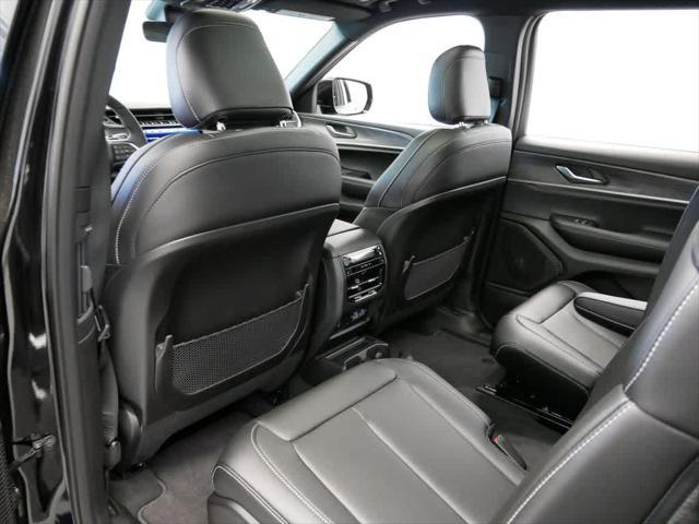 new 2025 Jeep Grand Cherokee L car, priced at $51,124