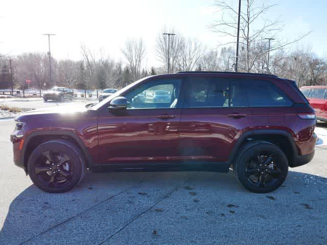 new 2024 Jeep Grand Cherokee car, priced at $44,287