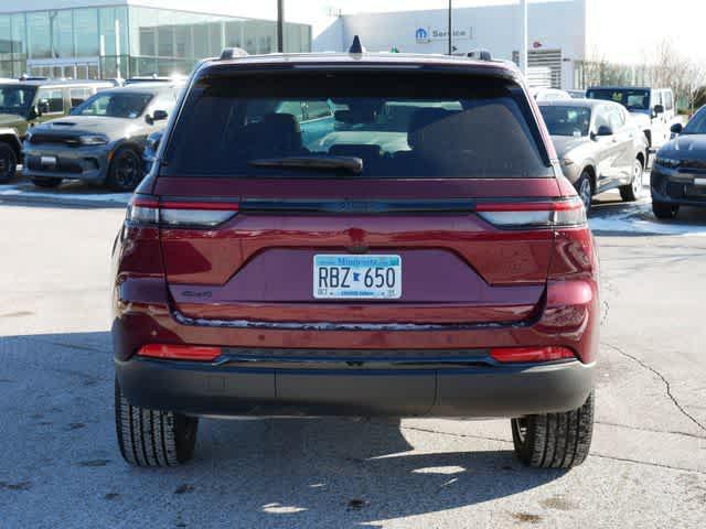 new 2024 Jeep Grand Cherokee car, priced at $44,287