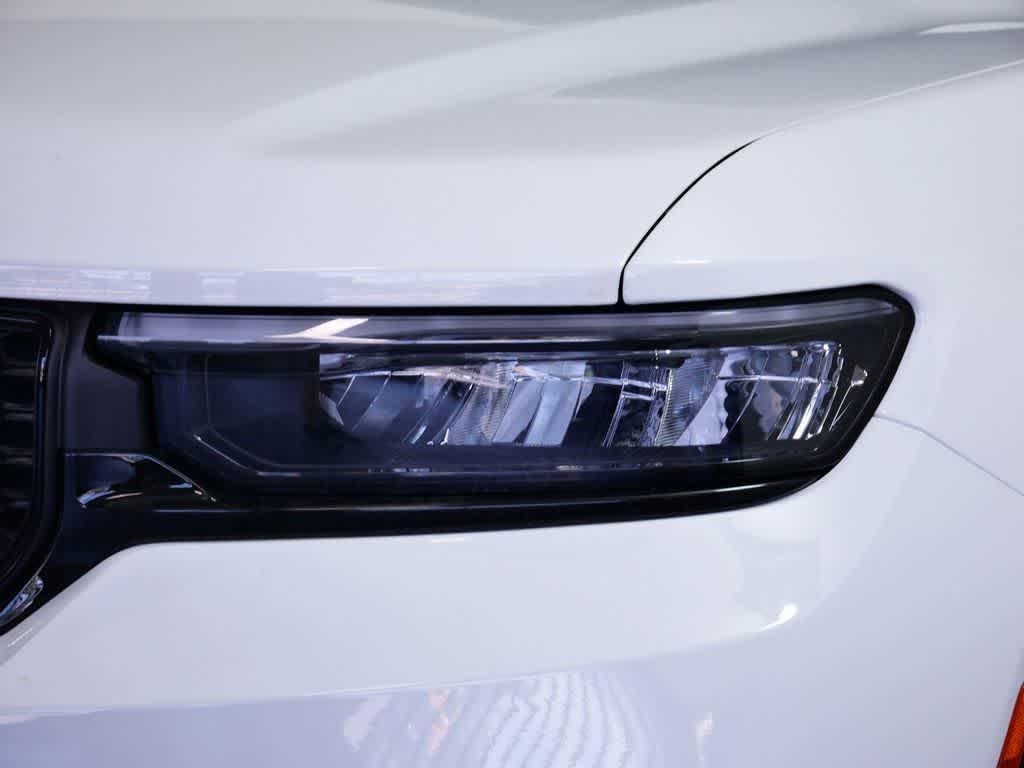 new 2025 Jeep Grand Cherokee car, priced at $46,298