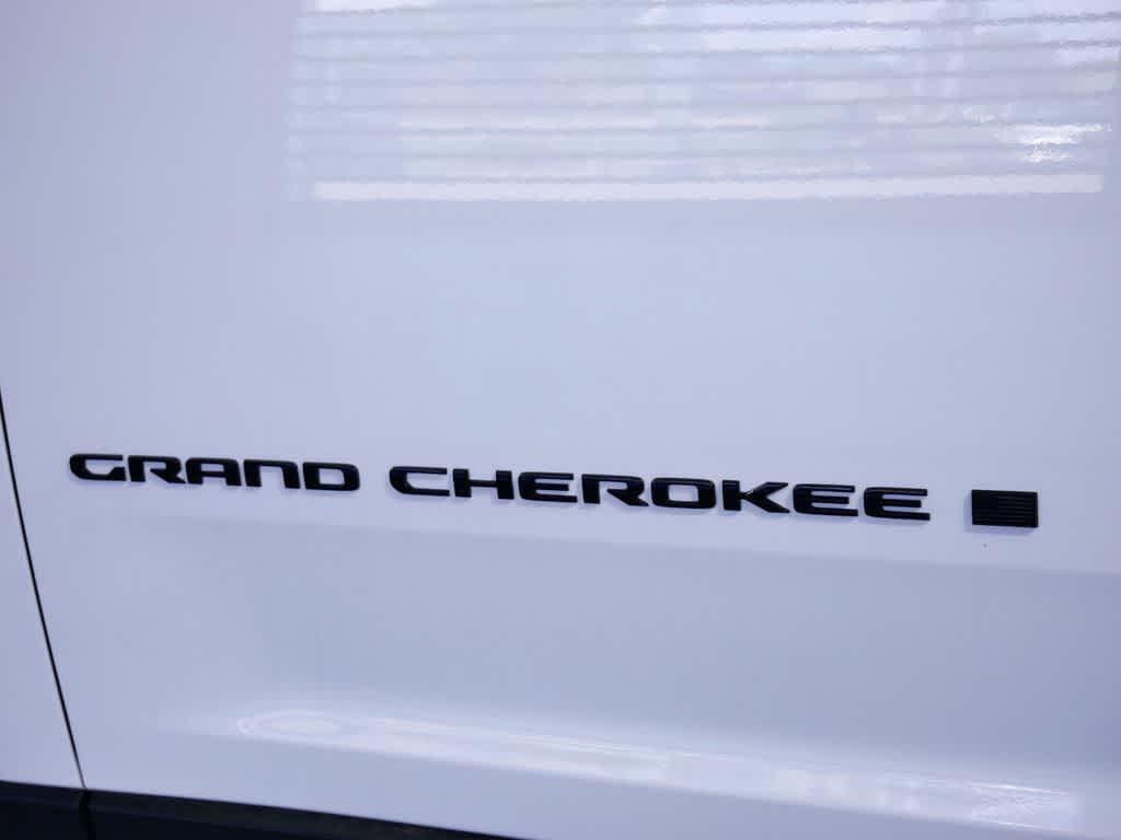 new 2025 Jeep Grand Cherokee car, priced at $46,298