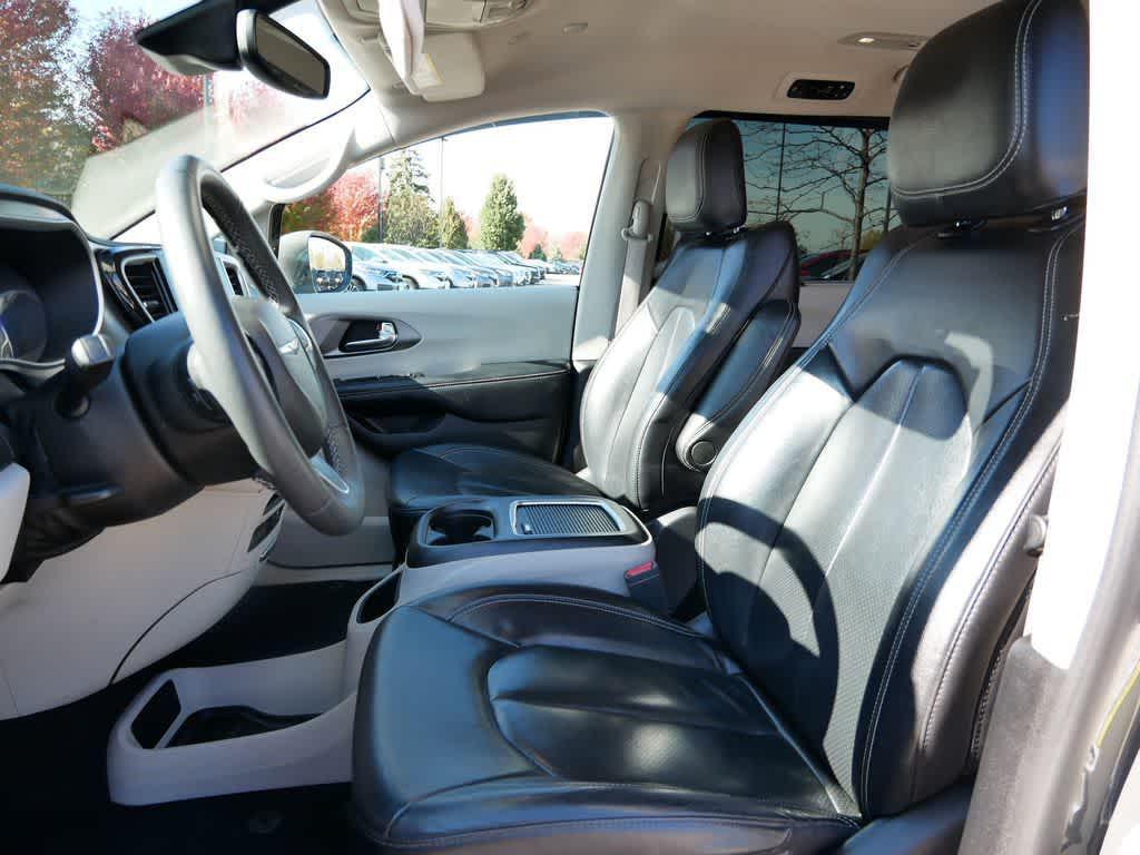 used 2022 Chrysler Pacifica car, priced at $21,422
