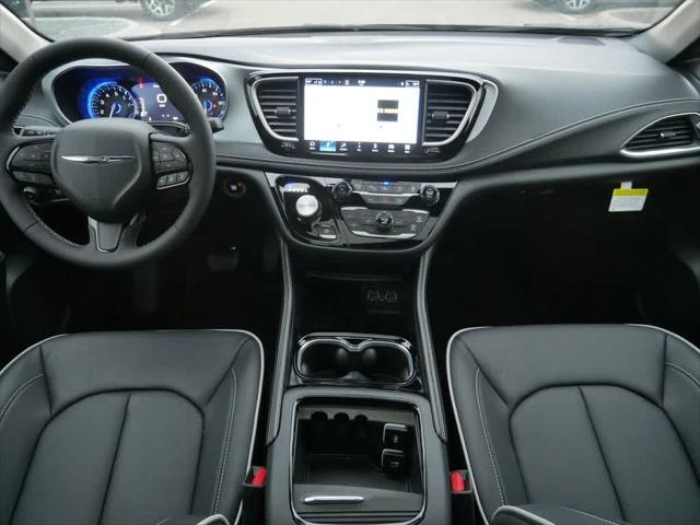 new 2025 Chrysler Pacifica car, priced at $56,395