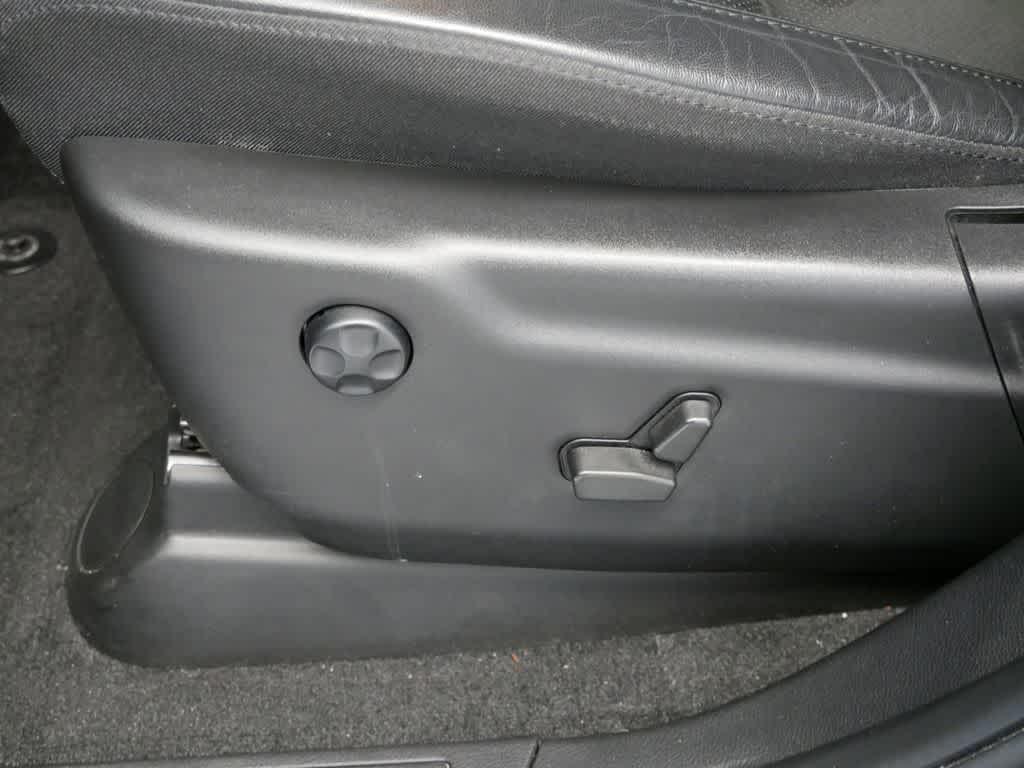 used 2022 Jeep Grand Cherokee car, priced at $30,498