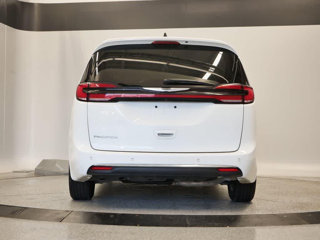 used 2024 Chrysler Pacifica car, priced at $27,740