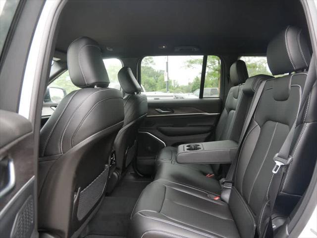 new 2025 Jeep Grand Cherokee car, priced at $46,325