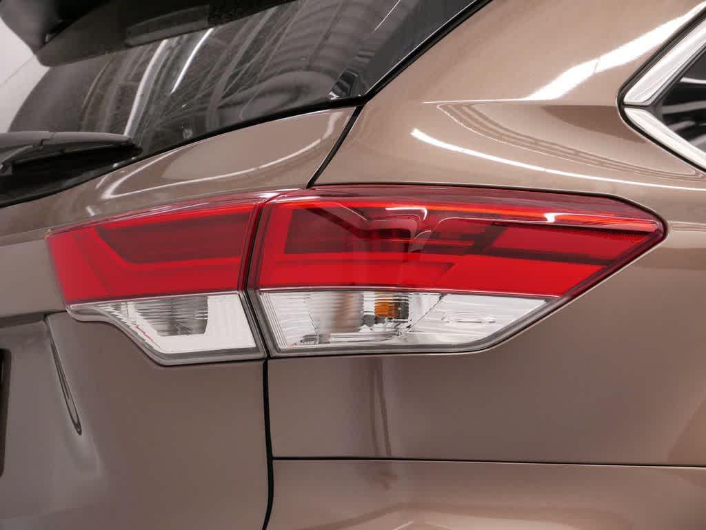 used 2017 Toyota Highlander car, priced at $25,845