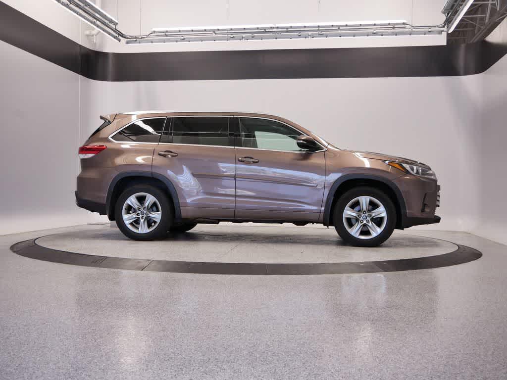 used 2017 Toyota Highlander car, priced at $25,845