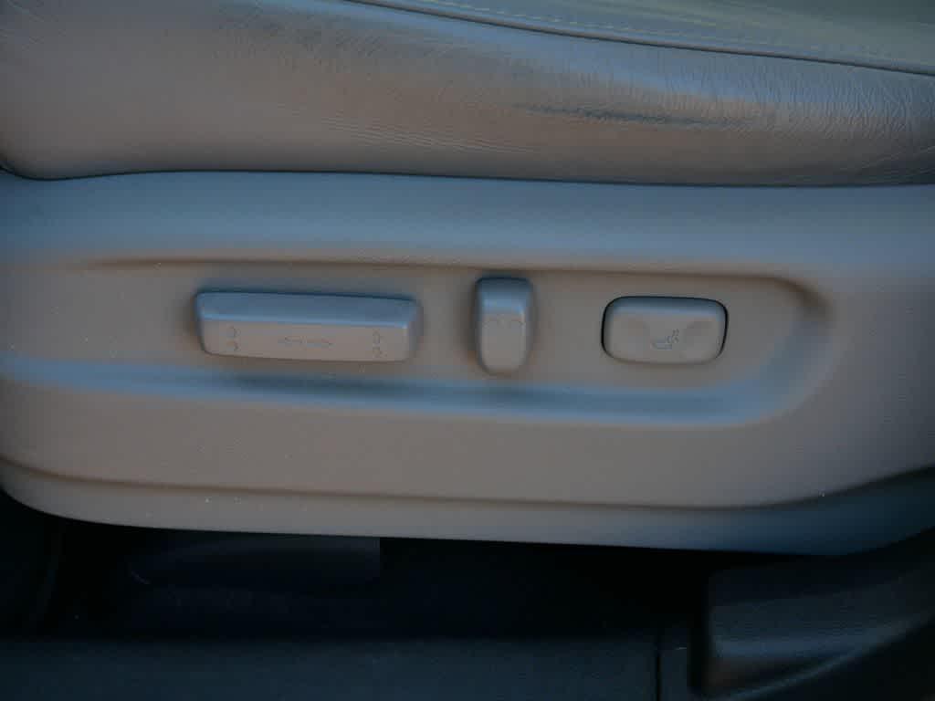 used 2018 Honda Pilot car, priced at $21,235