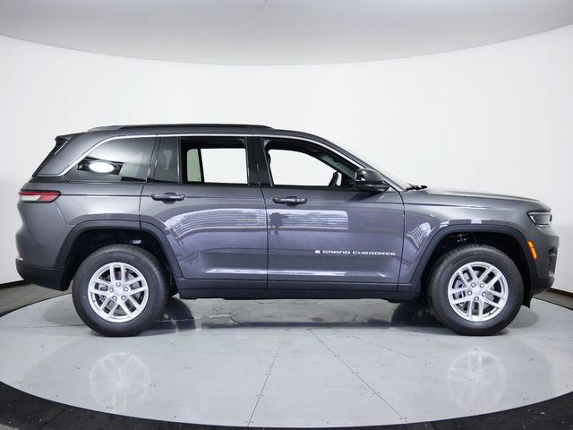 new 2024 Jeep Grand Cherokee car, priced at $35,752