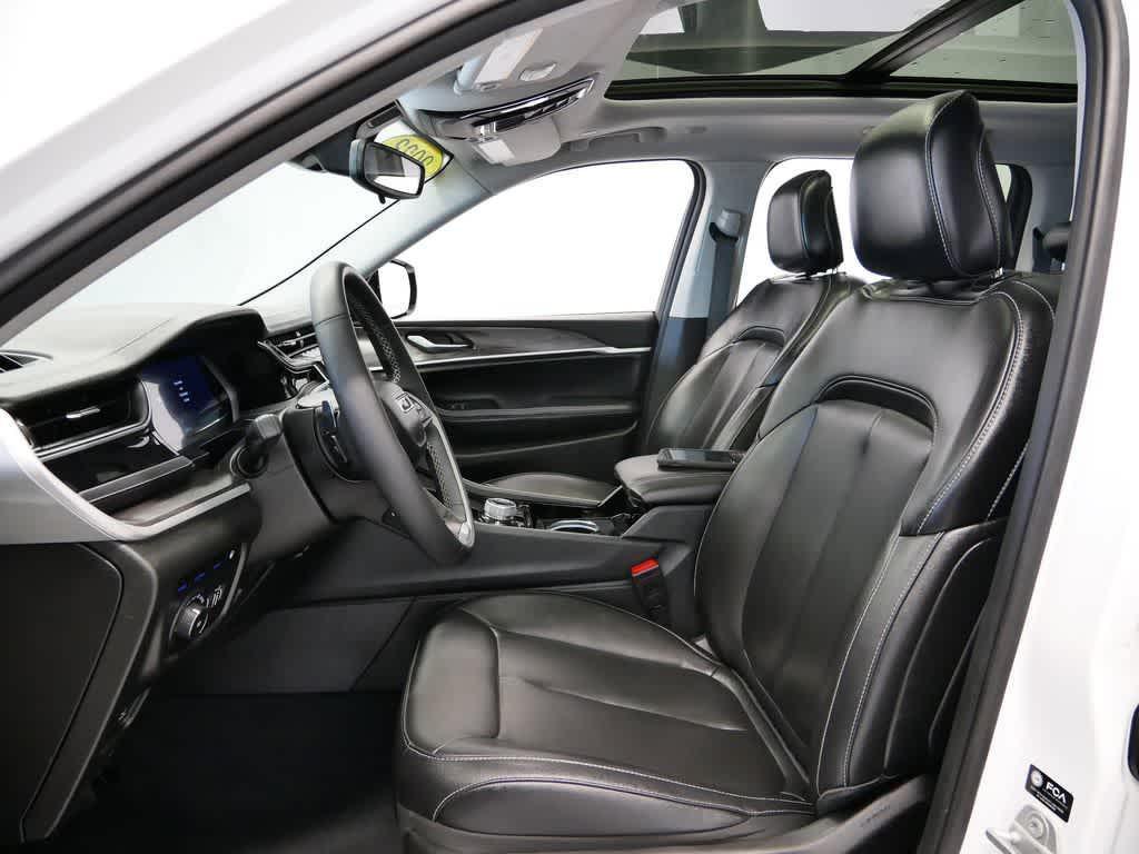 used 2023 Jeep Grand Cherokee 4xe car, priced at $31,933