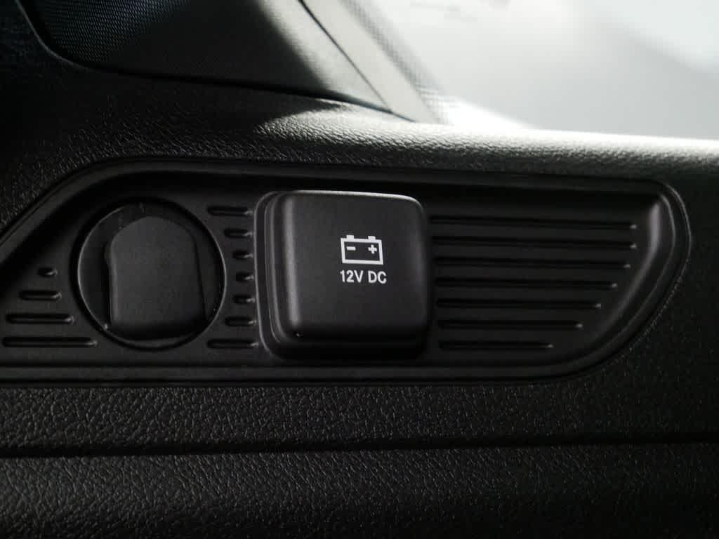 new 2025 Jeep Grand Cherokee car, priced at $46,210