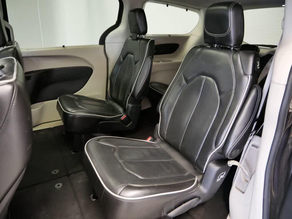 used 2022 Chrysler Pacifica car, priced at $24,669
