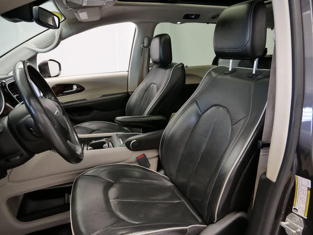 used 2022 Chrysler Pacifica car, priced at $24,669