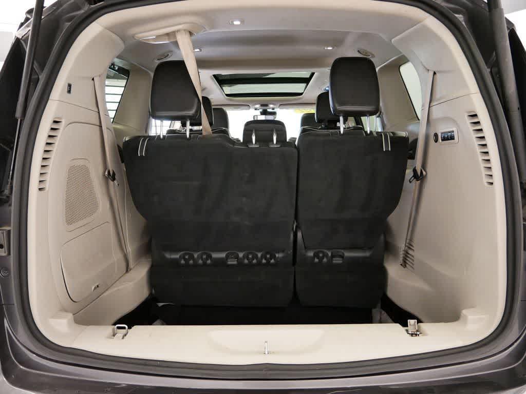 used 2022 Chrysler Pacifica car, priced at $24,669