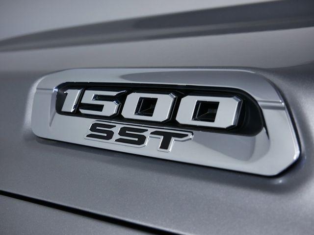 new 2025 Ram 1500 car, priced at $61,234