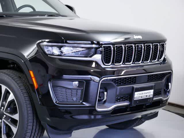 new 2024 Jeep Grand Cherokee L car, priced at $71,082