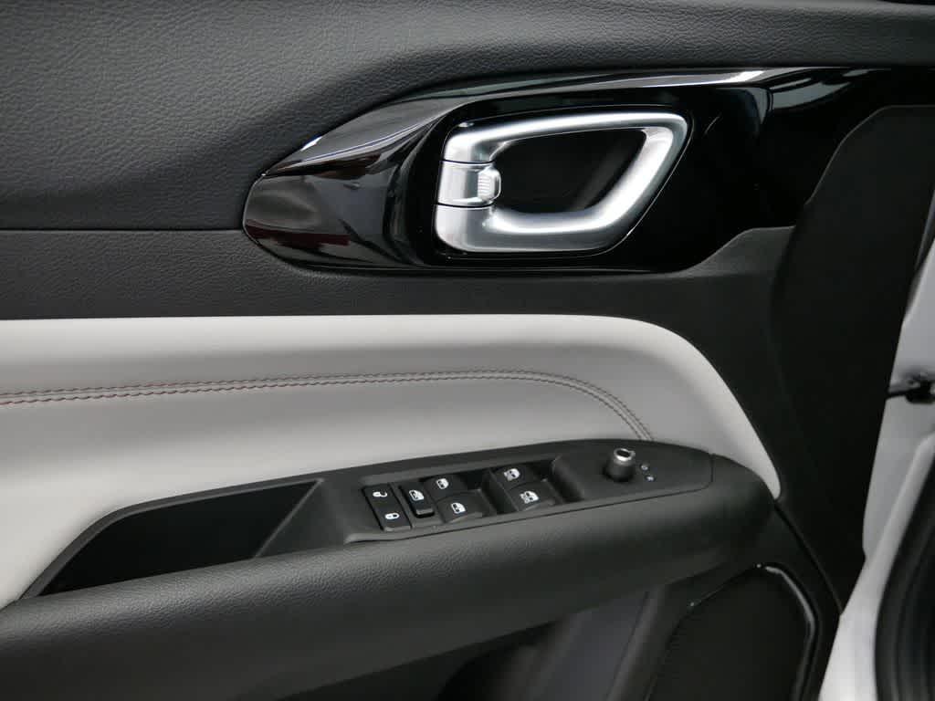 new 2025 Jeep Compass car, priced at $32,835