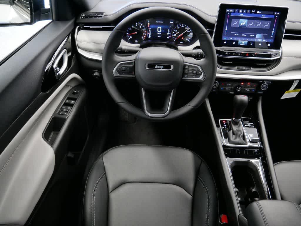 new 2025 Jeep Compass car, priced at $32,835