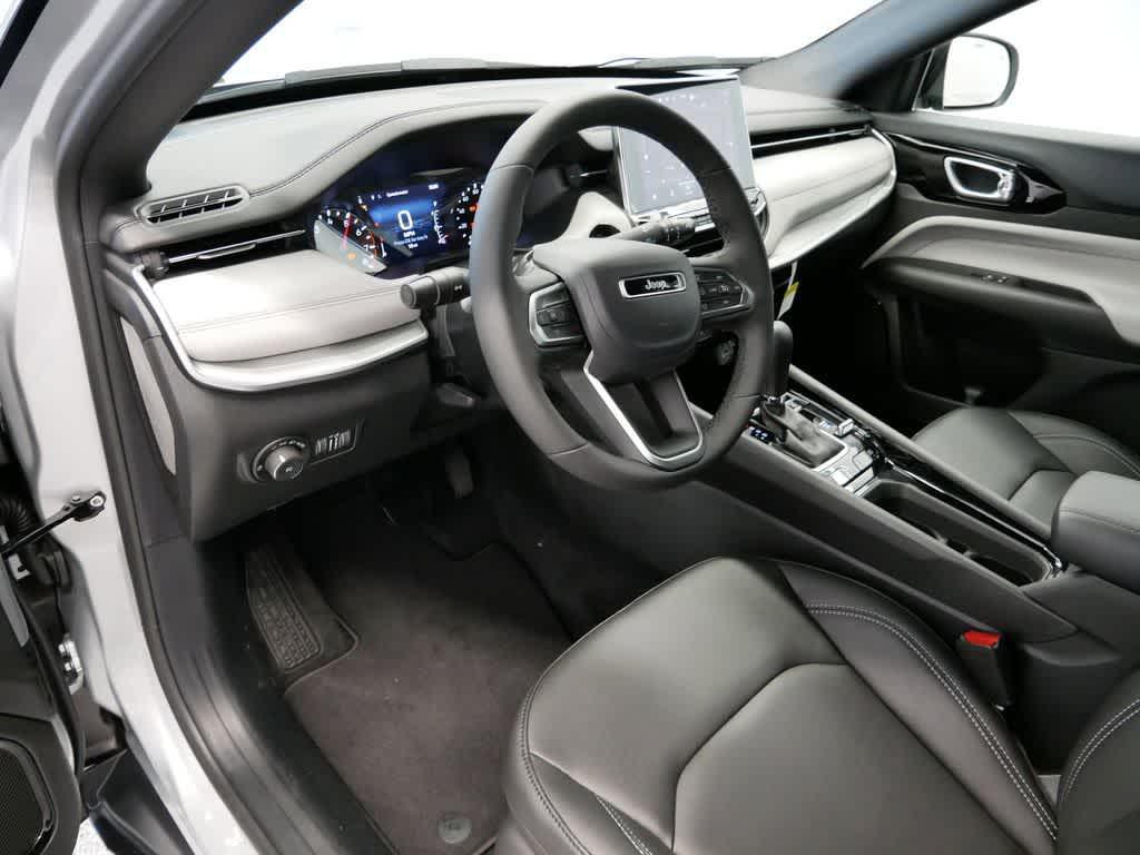 new 2025 Jeep Compass car, priced at $32,835