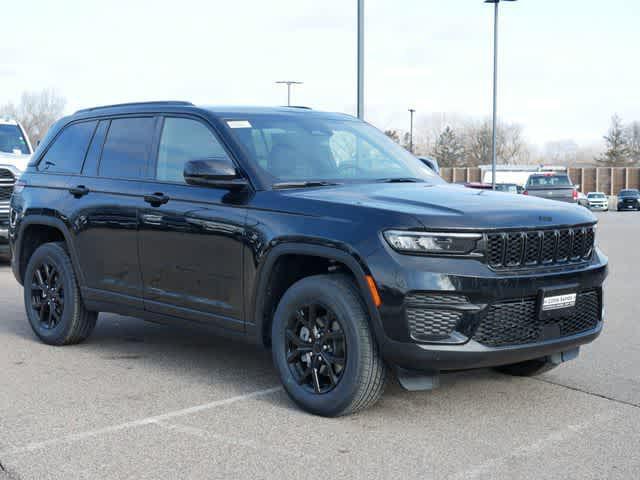 new 2025 Jeep Grand Cherokee car, priced at $44,131