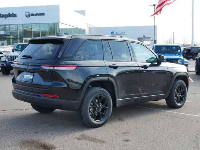 new 2025 Jeep Grand Cherokee car, priced at $44,131