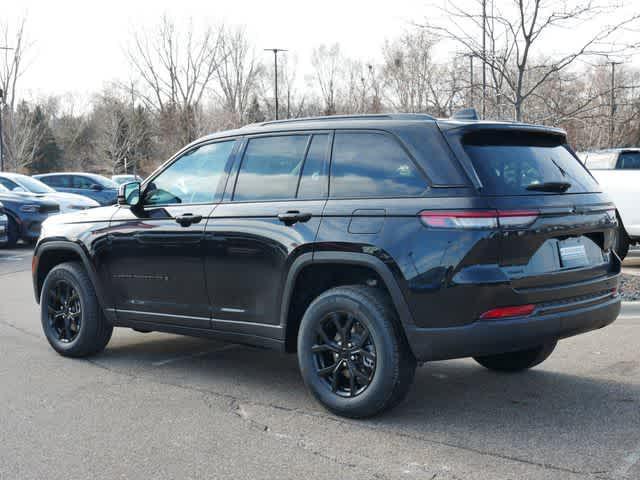 new 2025 Jeep Grand Cherokee car, priced at $44,131