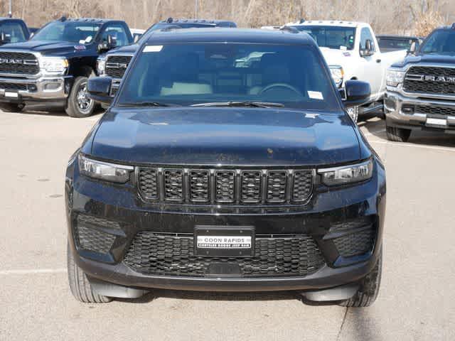 new 2025 Jeep Grand Cherokee car, priced at $44,131