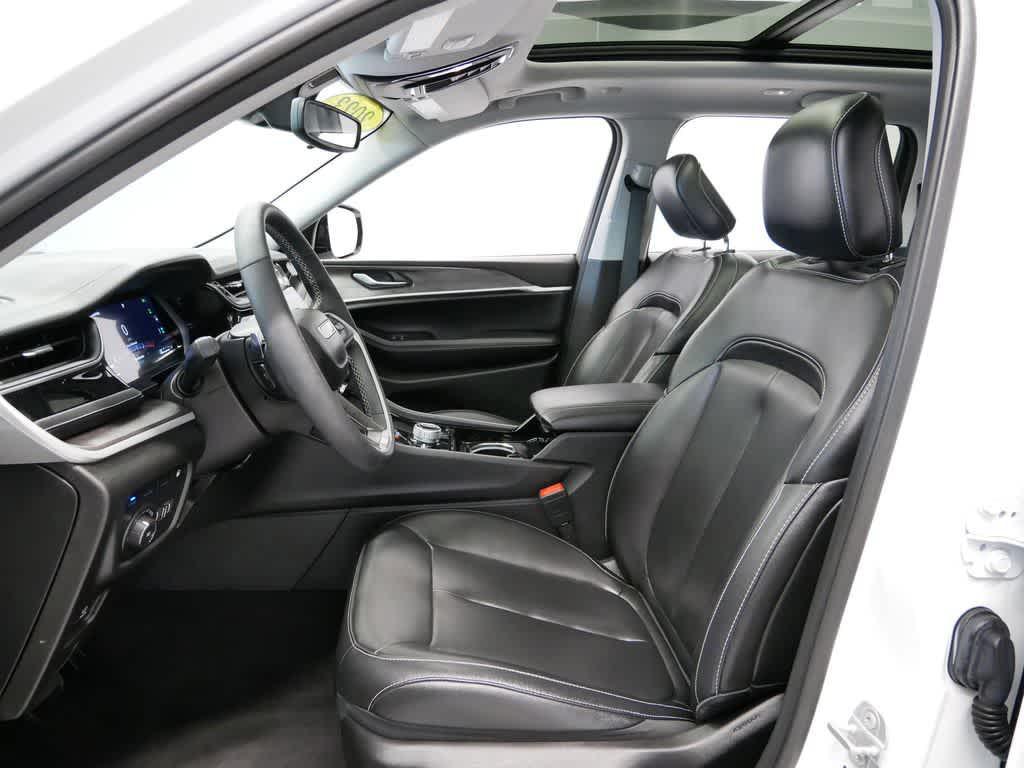 used 2023 Jeep Grand Cherokee 4xe car, priced at $31,324