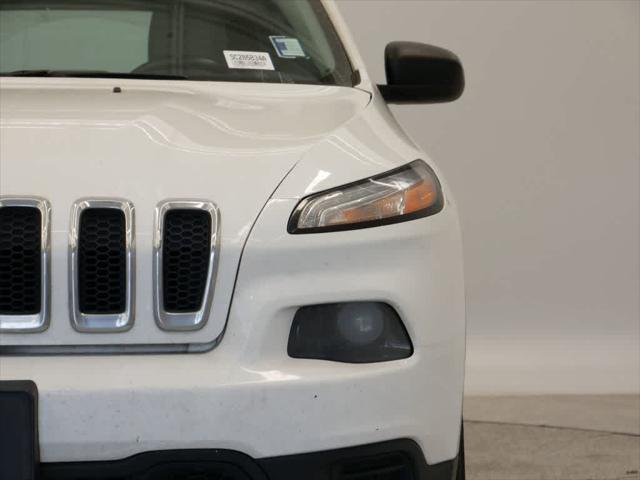 used 2015 Jeep Cherokee car, priced at $6,988
