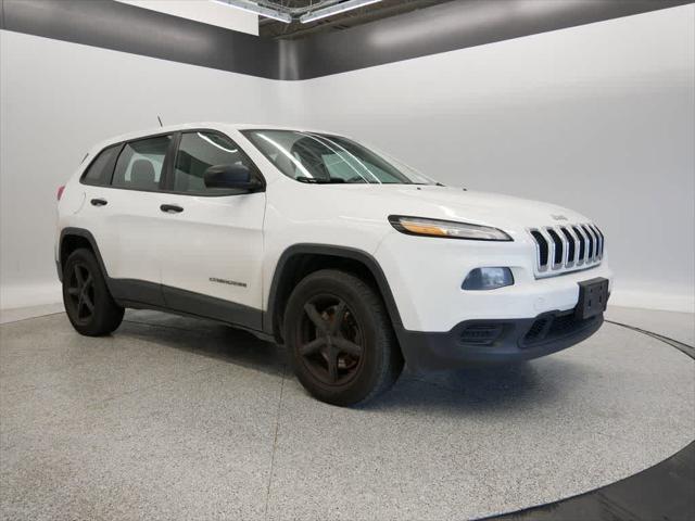 used 2015 Jeep Cherokee car, priced at $6,988