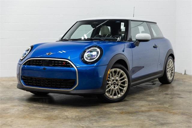 new 2025 MINI Hardtop car, priced at $38,345