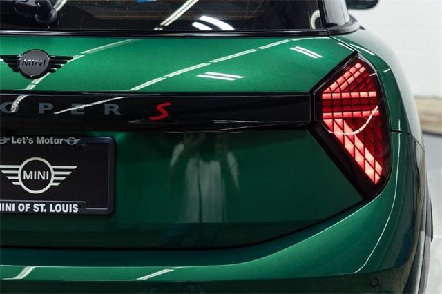new 2026 MINI Hardtop car, priced at $40,775