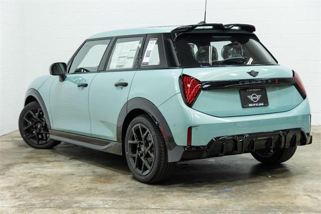 new 2025 MINI Hardtop car, priced at $40,580