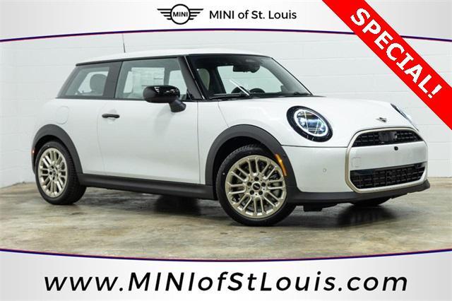 new 2025 MINI Hardtop car, priced at $35,130