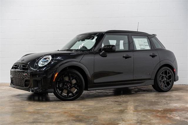 new 2025 MINI Hardtop car, priced at $40,830