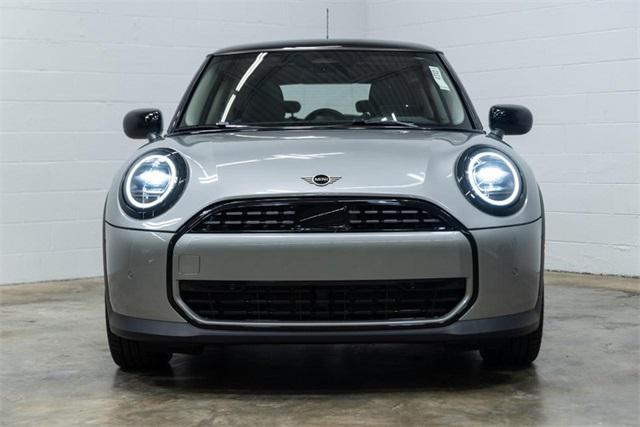 new 2025 MINI Hardtop car, priced at $32,430