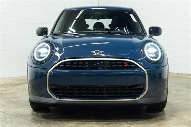 new 2025 MINI Hardtop car, priced at $36,980