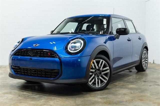 new 2025 MINI Hardtop car, priced at $38,380