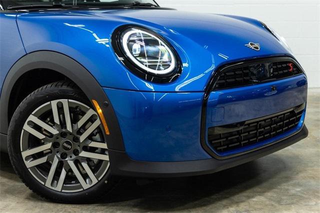 new 2025 MINI Hardtop car, priced at $38,380